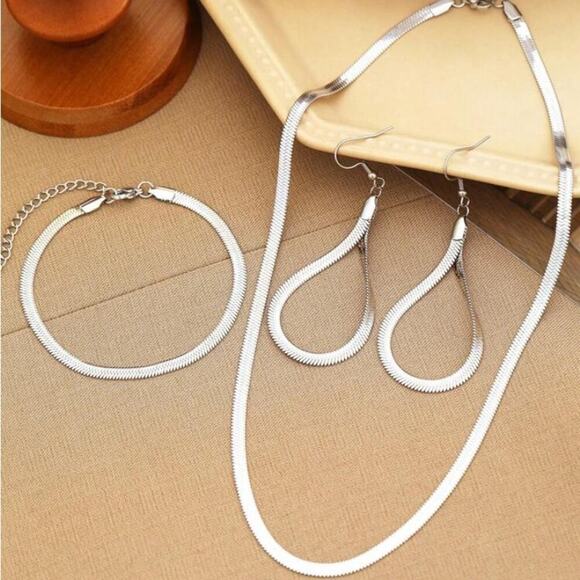 Sterling Silver Necklace Earrings Bracelet Set, Three piece Herringbone Set - Picture 2 of 7